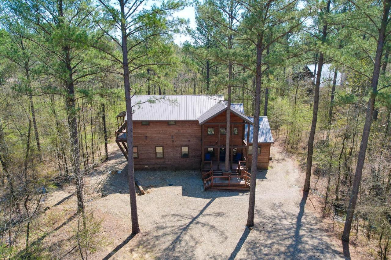 Luxe Broken Bow Cabin Game Room, Fire Pit And Deck! Extérieur photo